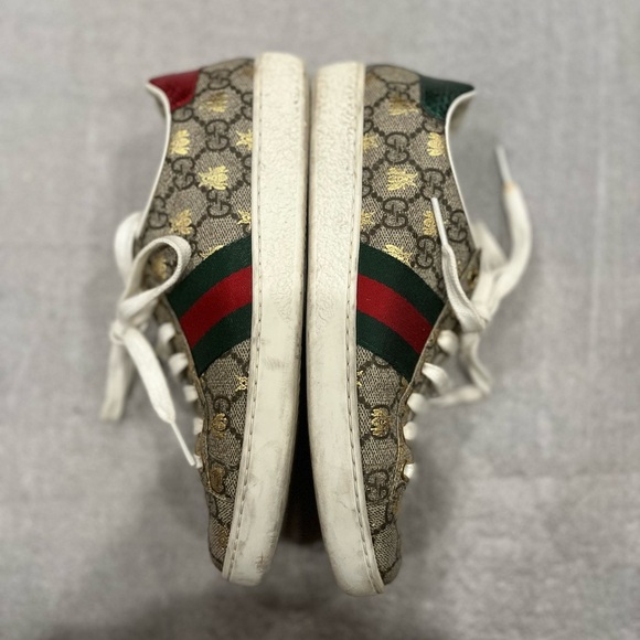 [ITL35.5/US5.5]Gucci Beige Monogram Sneakers with Red Green Accents Authentic - Picture 4 of 10
